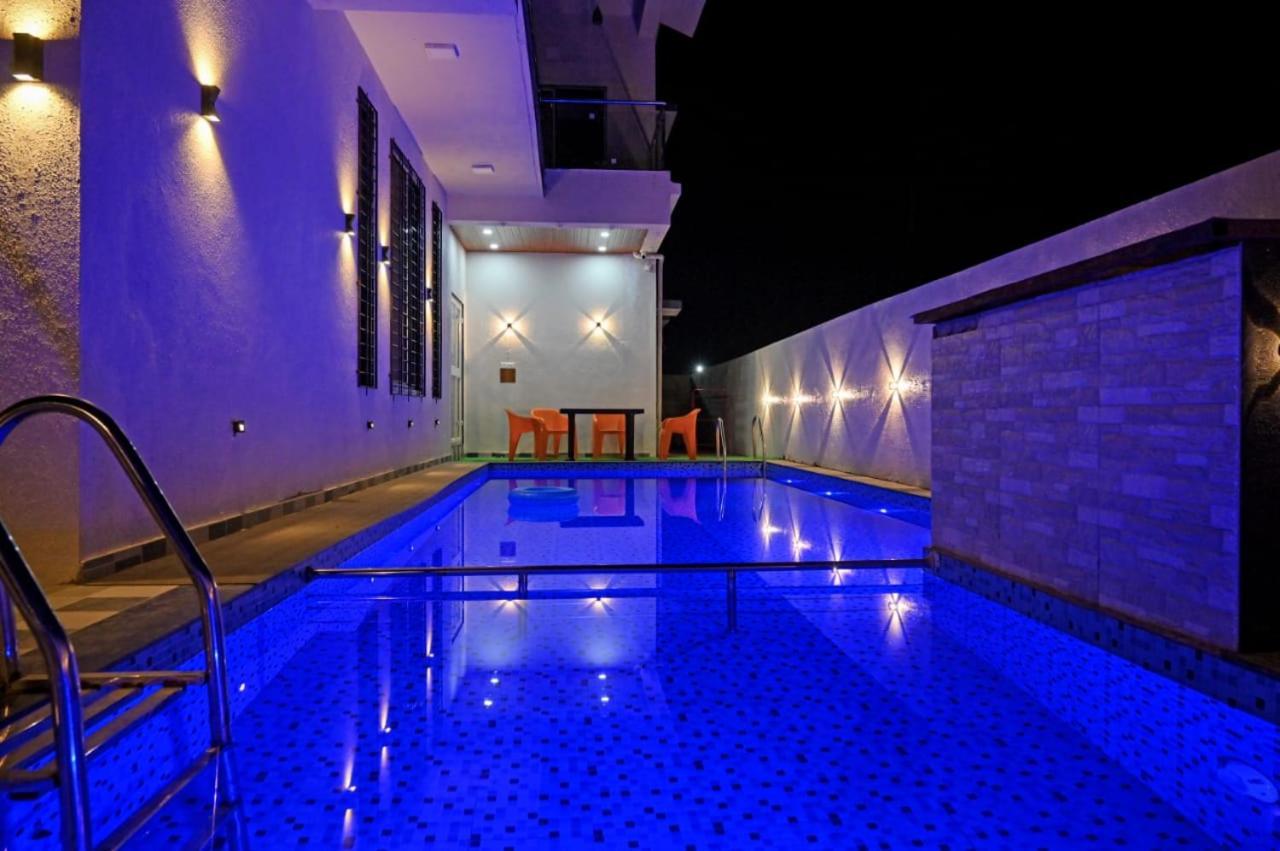 Fun Square Villa Lonavala Exterior foto